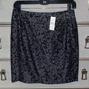 Black with black design LOFT skirt